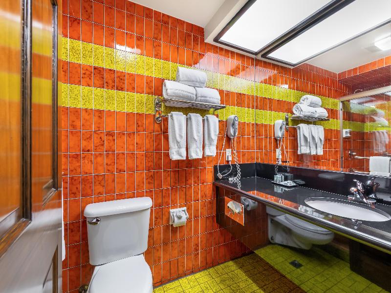 Best Western Pine Tree Motel image