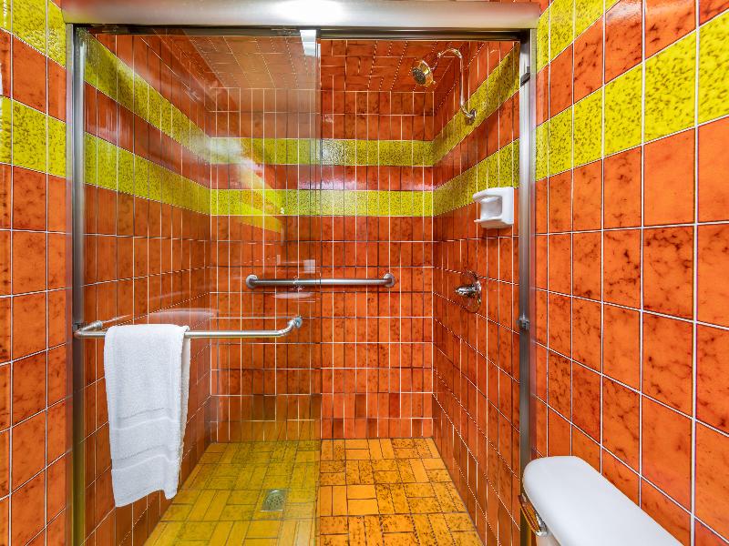 Best Western Pine Tree Motel image