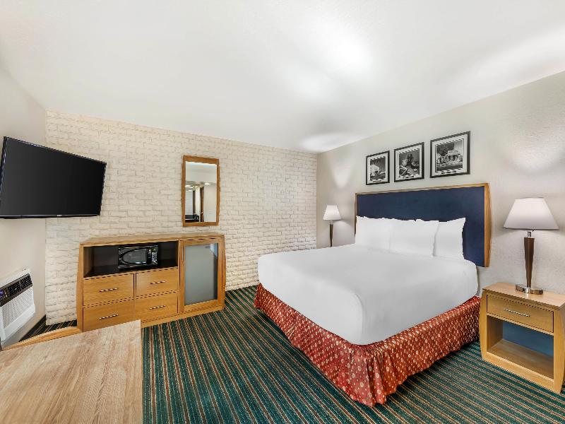 Best Western Pine Tree Motel image