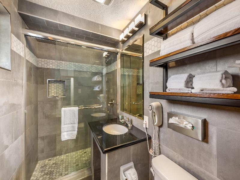 Best Western Pine Tree Motel image