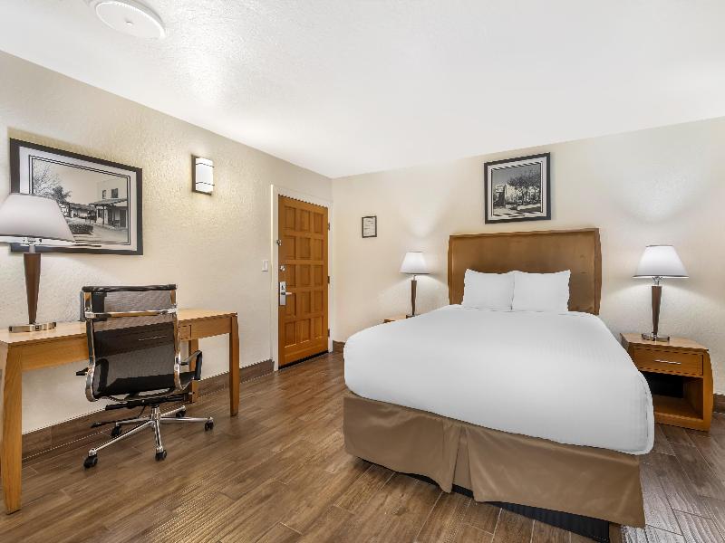 Best Western Pine Tree Motel image