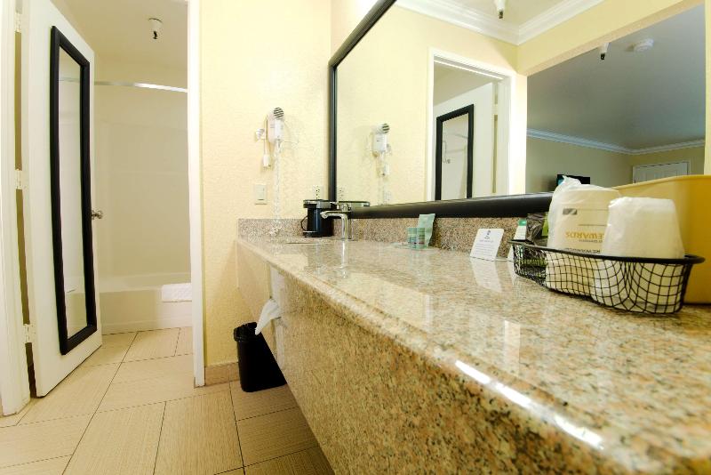 Best Western Hanford Inn image