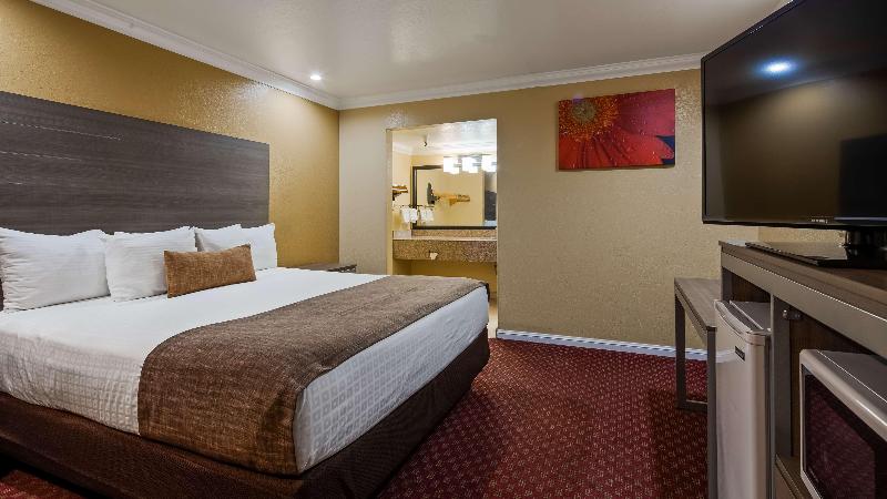 Best Western Hanford Inn image