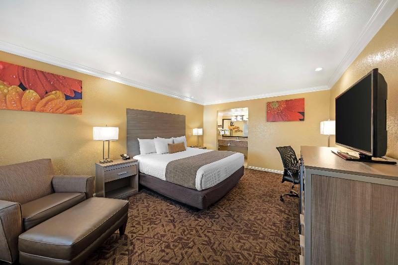 Best Western Hanford Inn image