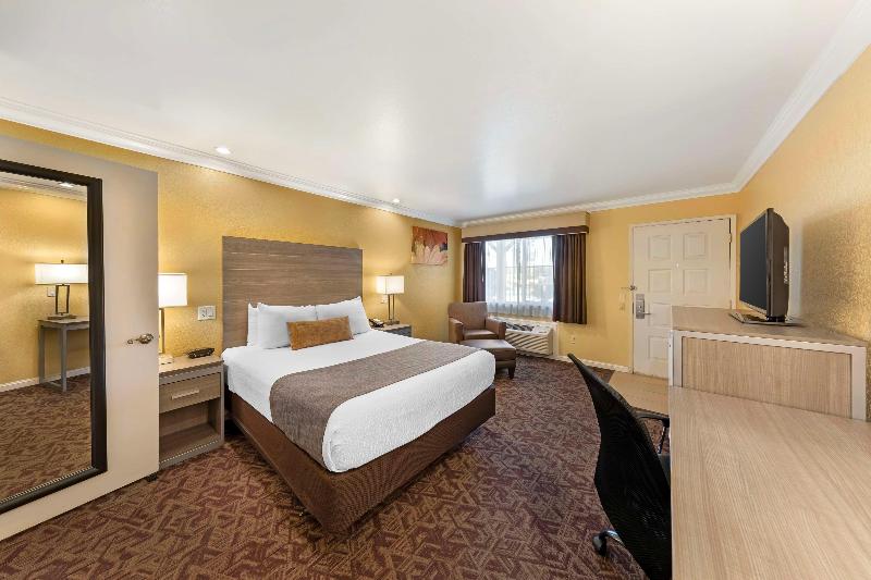 Best Western Hanford Inn image