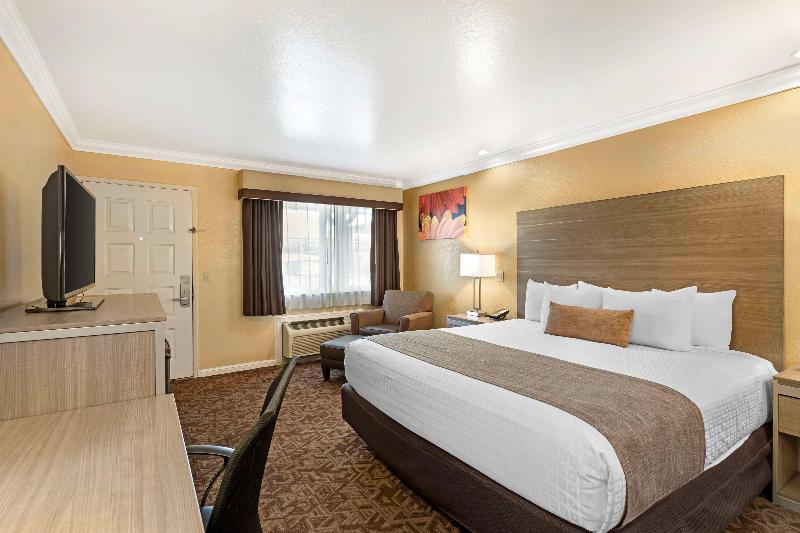 Best Western Hanford Inn image