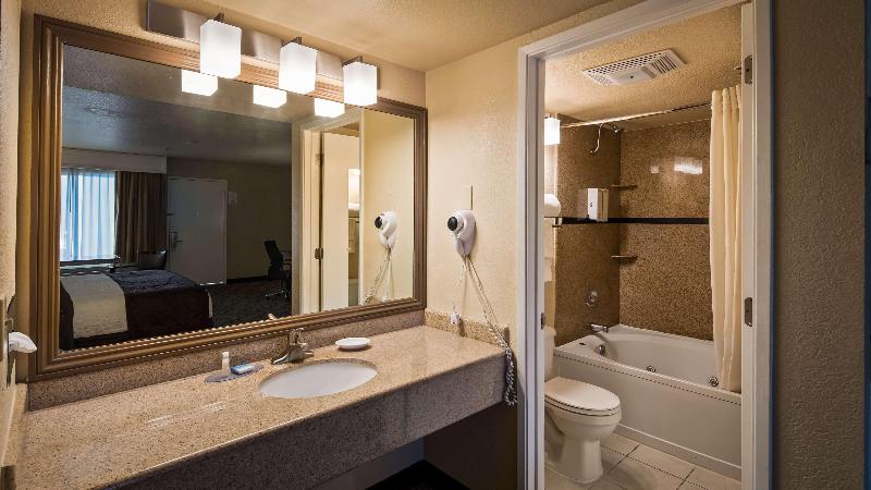 Best Western Heritage Inn image