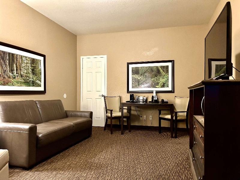 Best Western Country Inn image