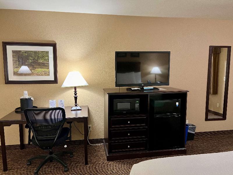 Best Western Country Inn image