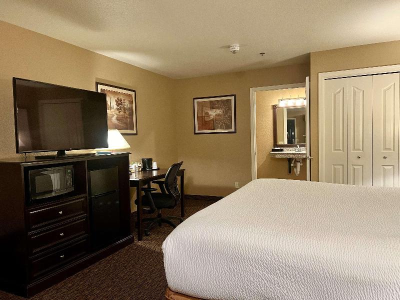 Best Western Country Inn image