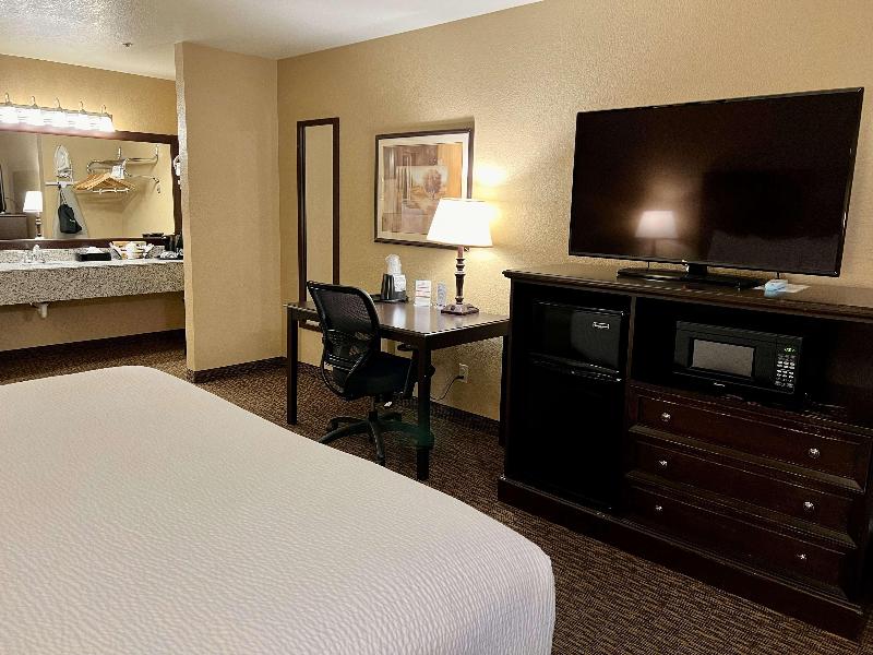 Best Western Country Inn image