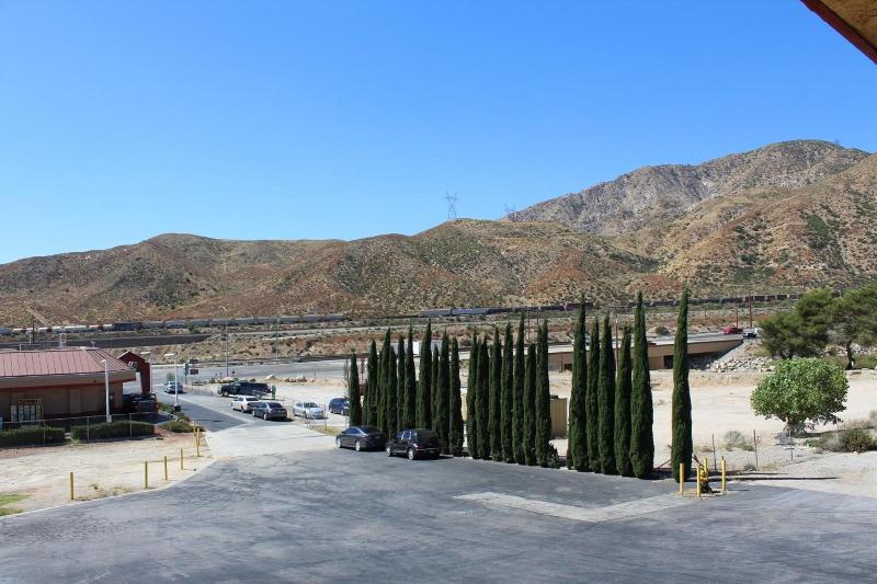 Cajon Pass image
