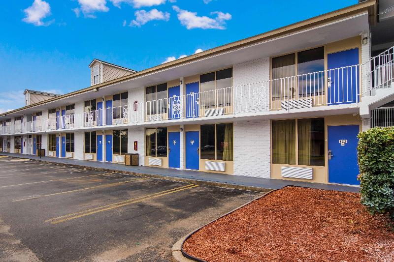 Motel 6 Lagrange, Ga — general view