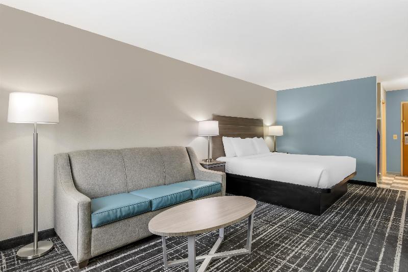 Best Western Commerce Inn image