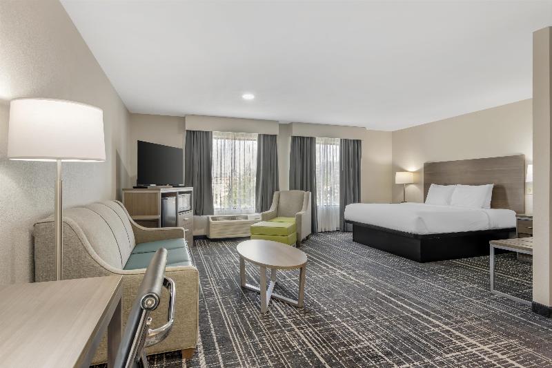 Best Western Commerce Inn image