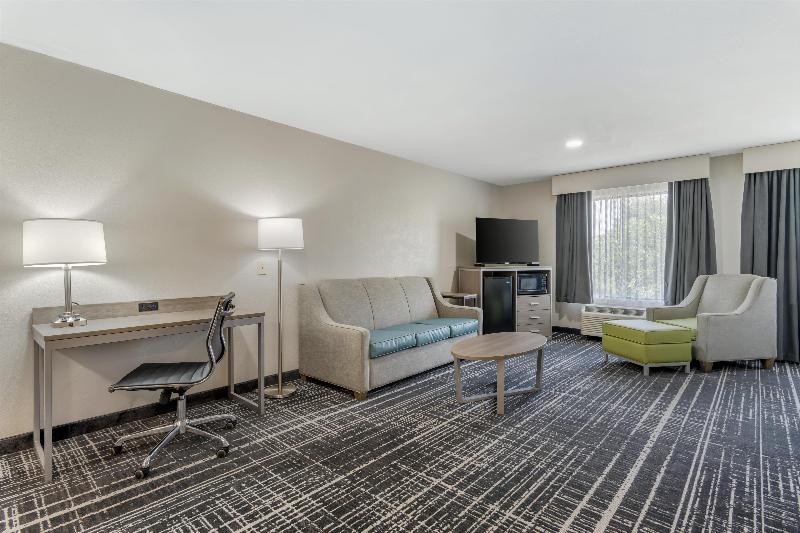 Best Western Commerce Inn image