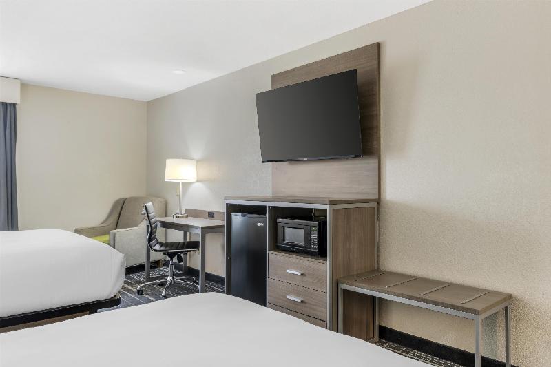 Best Western Commerce Inn image