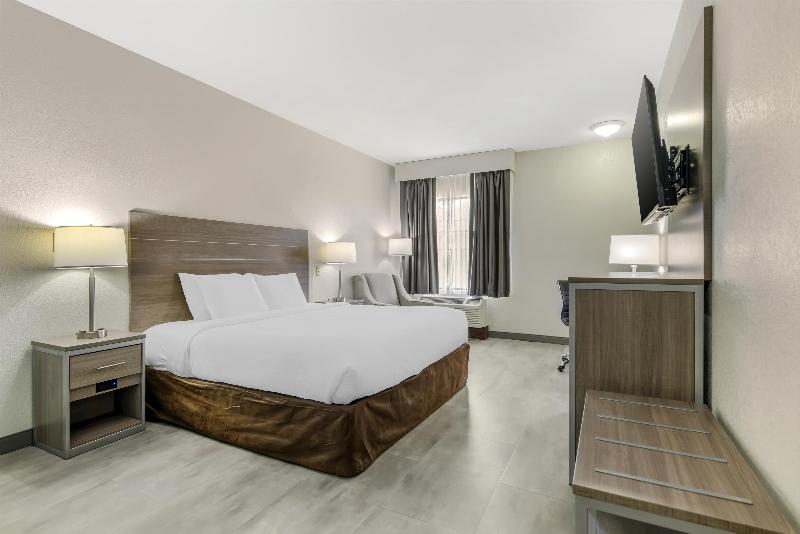 Best Western Commerce Inn image