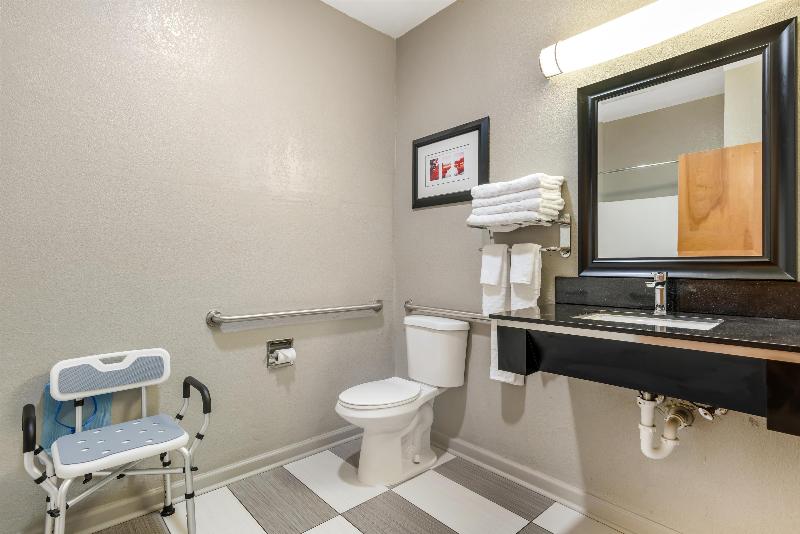 Best Western Commerce Inn image