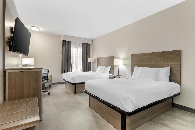 Best Western Commerce Inn image