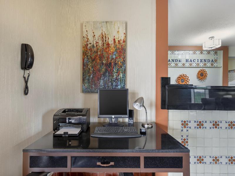 Best Western La Grande Hacienda image