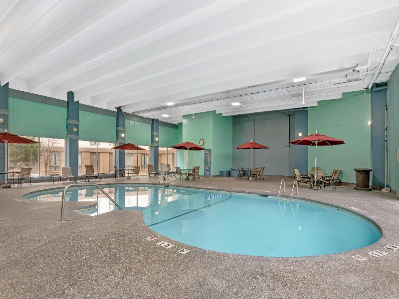Best Western Holiday Lodge image