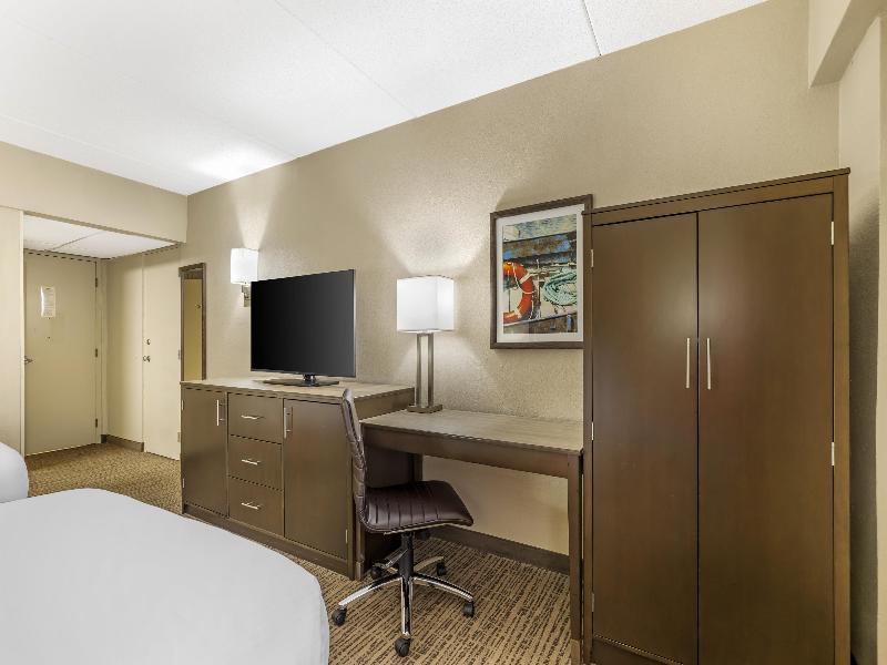 Best Western Holiday Lodge image