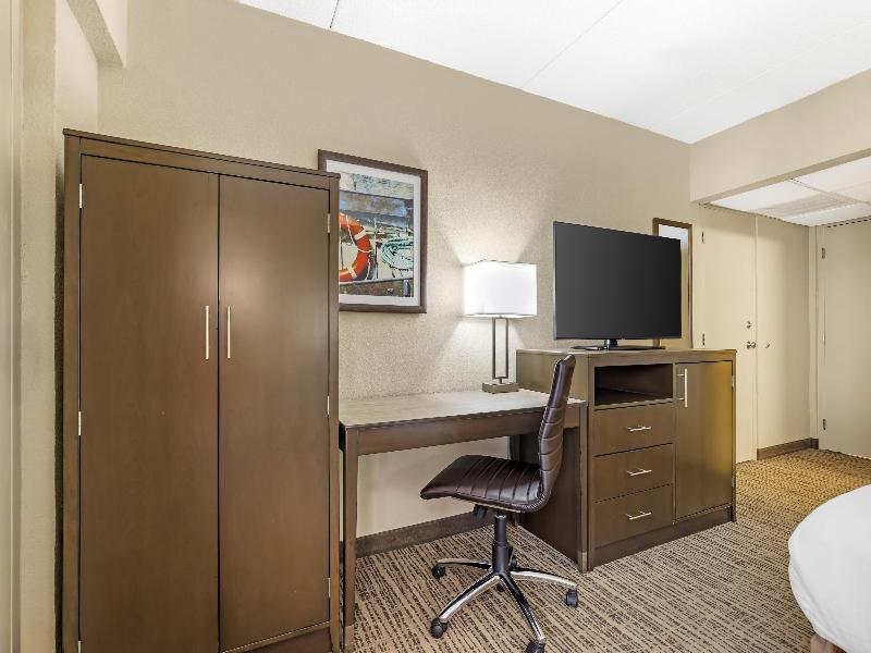 Best Western Holiday Lodge image