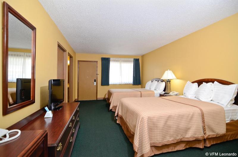 Americas Best Value Inn Iola image