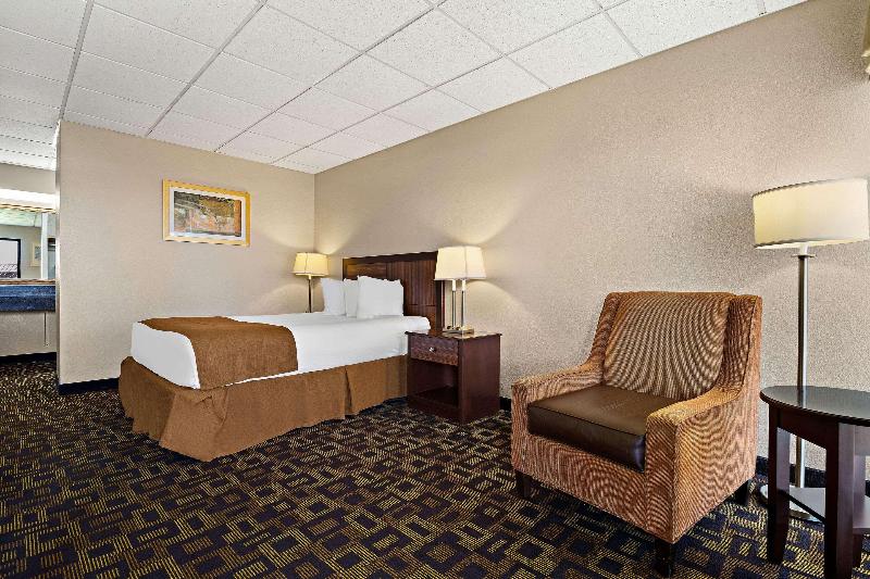 Rodeway Inn McPherson image