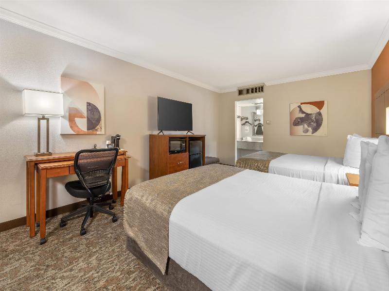Best Western Angus Inn image