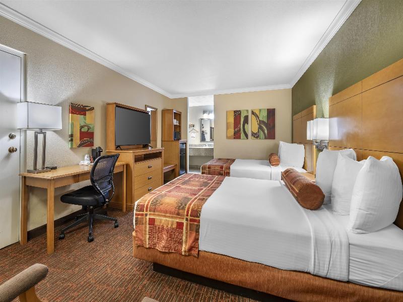 Best Western Angus Inn image