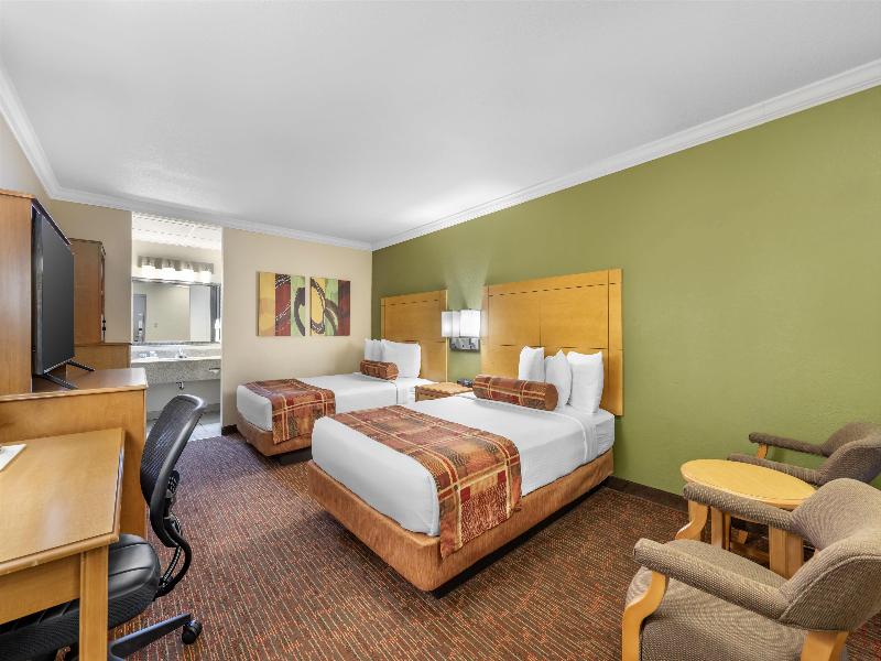Best Western Angus Inn image