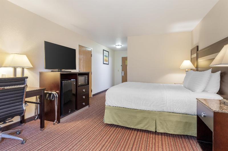 Best Western Parsons Inn image