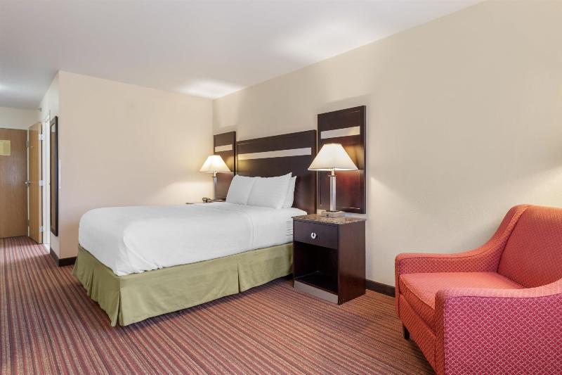 Best Western Parsons Inn image