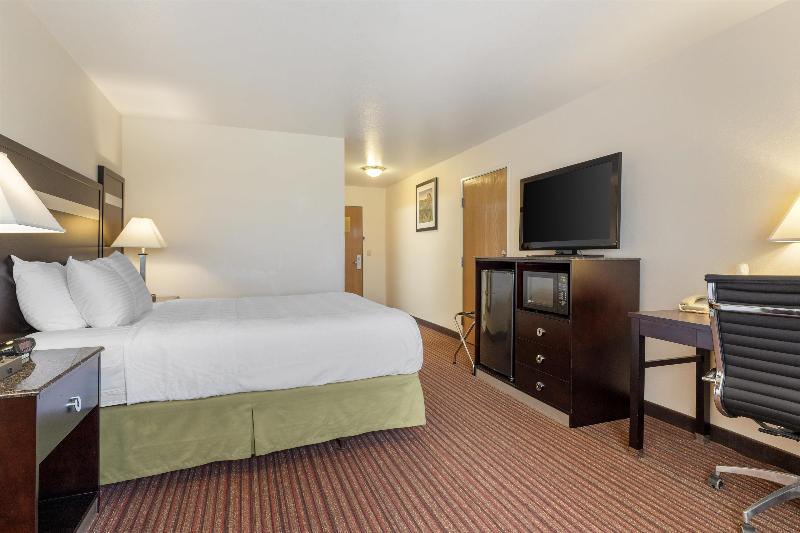 Best Western Parsons Inn image
