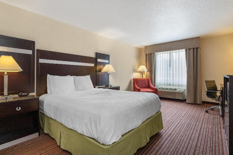 Best Western Parsons Inn image