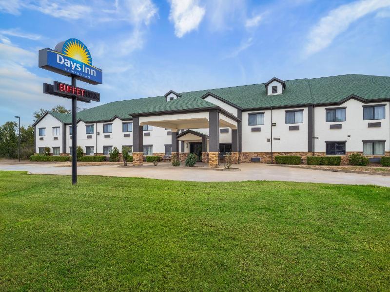 Days Inn By Wyndham Coffeyville image