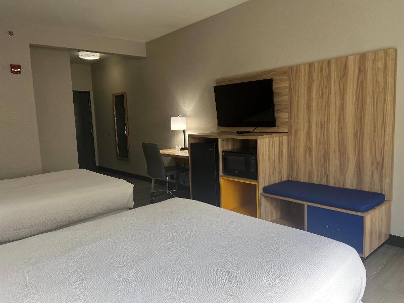 Days Inn By Wyndham Coffeyville image