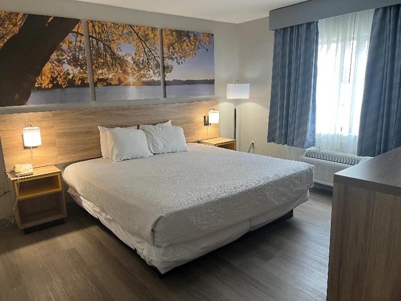 Days Inn By Wyndham Coffeyville image