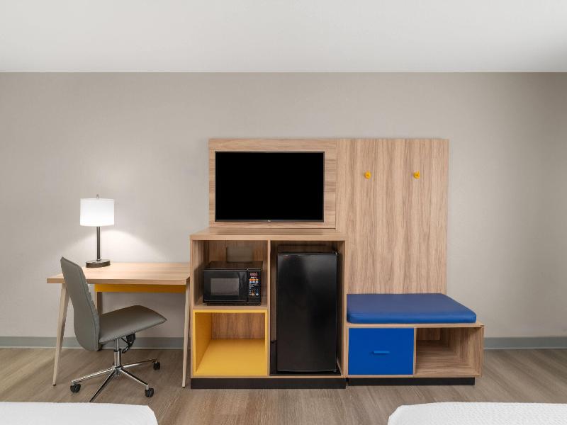 Days Inn By Wyndham Coffeyville image