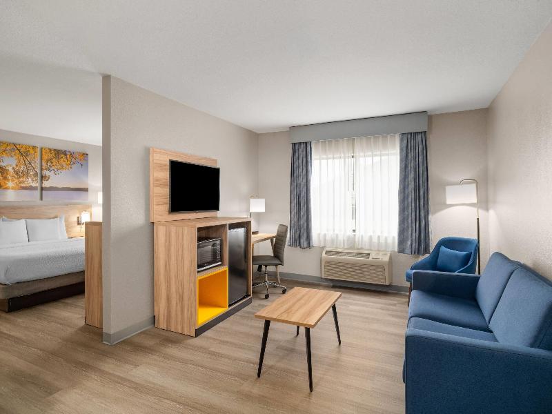 Days Inn By Wyndham Coffeyville image