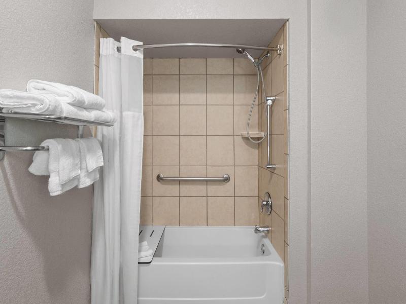 Days Inn By Wyndham Coffeyville image