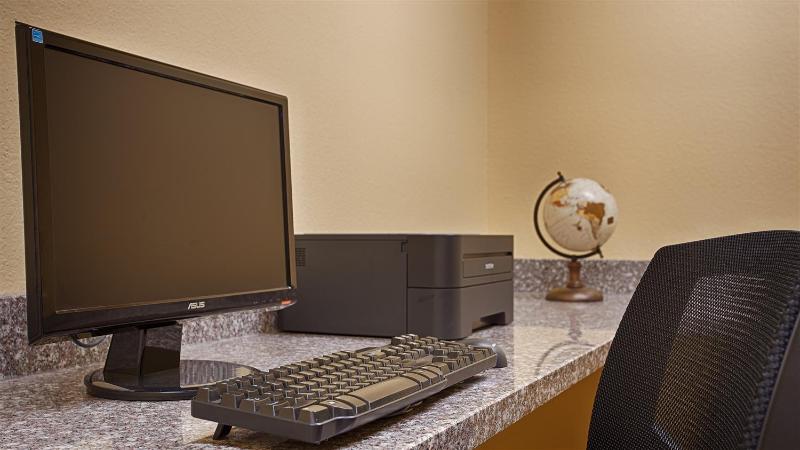 Best Western El-Quartelejo Inn & Suites image