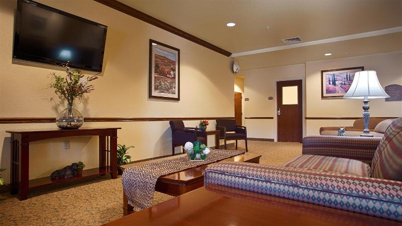 Best Western El-Quartelejo Inn & Suites image