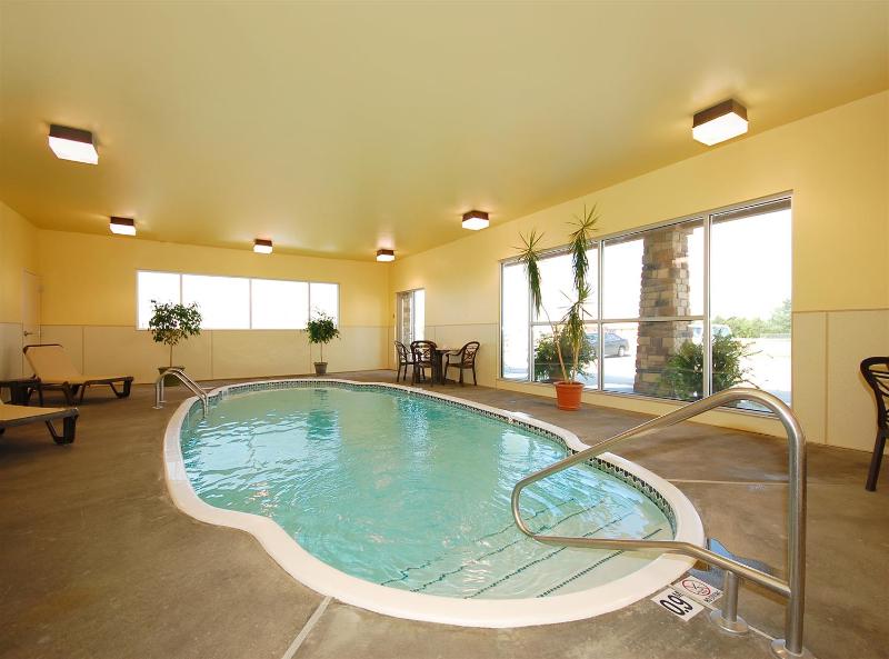 Best Western El-Quartelejo Inn & Suites image