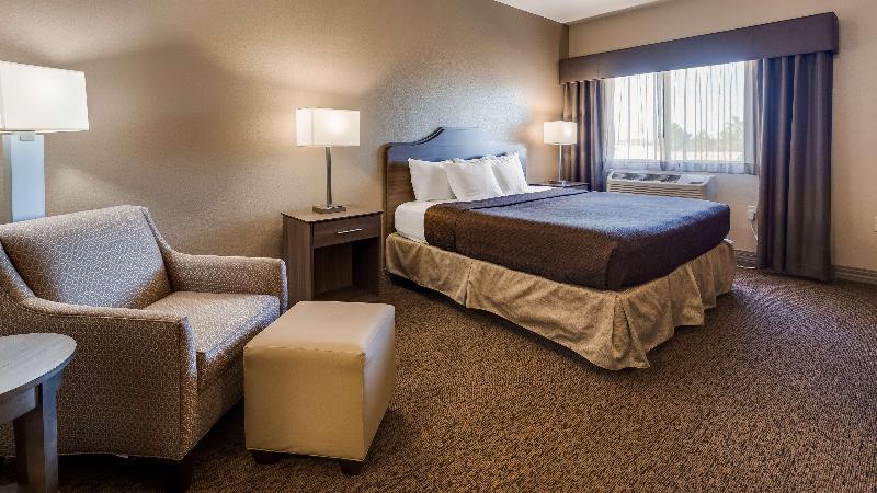 Best Western El-Quartelejo Inn & Suites image 1