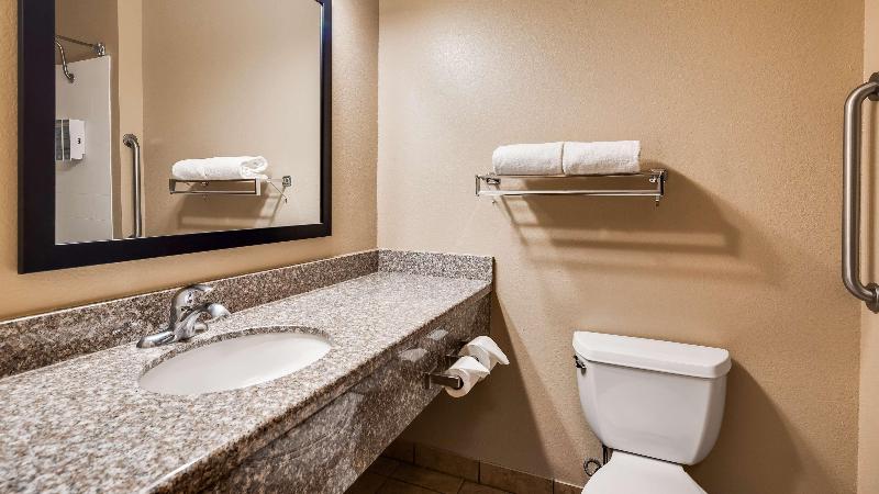 Best Western El-Quartelejo Inn & Suites image
