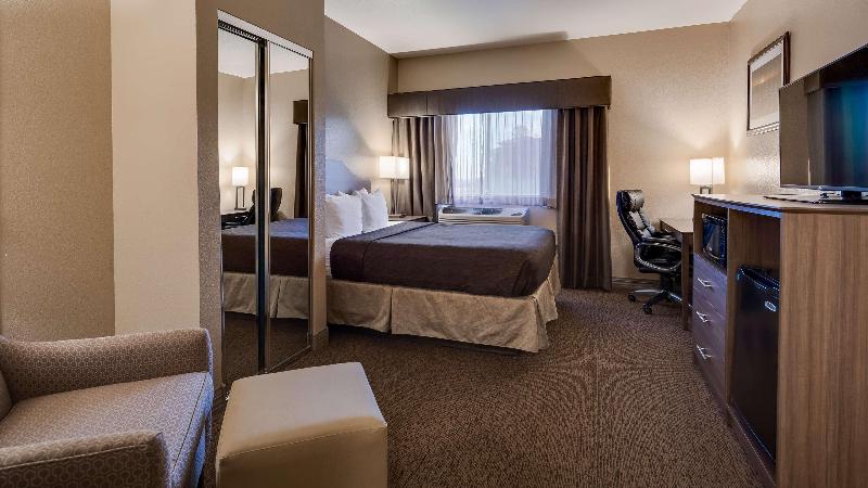 Best Western El-Quartelejo Inn & Suites image