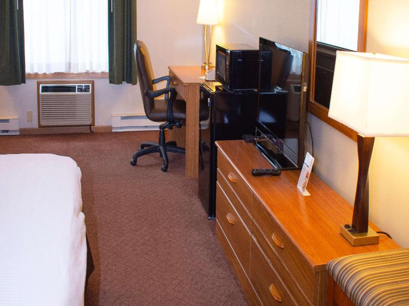 Magnuson Hotel Country Inn image